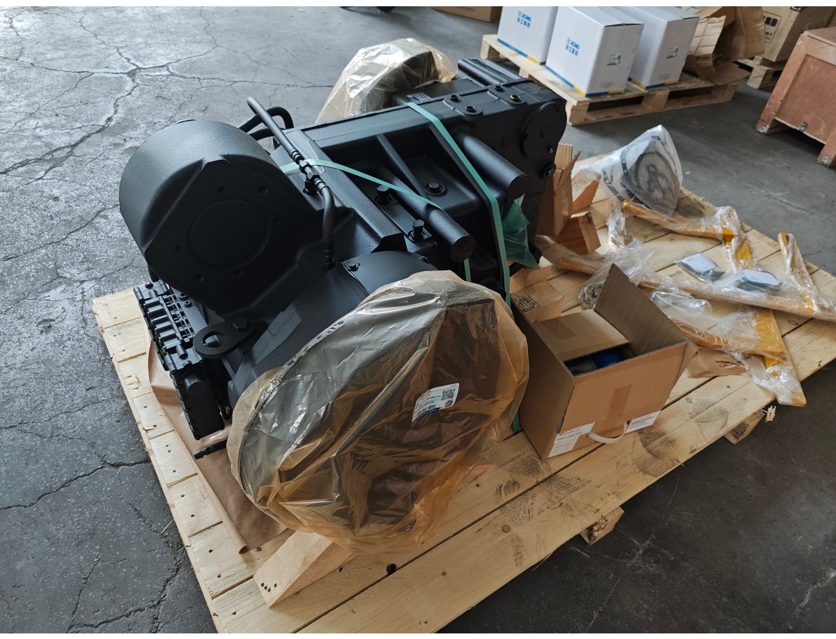 ZF Transmission & Original Spare Parts Shipped to Russia | Standard Operation Ensures Project Progress